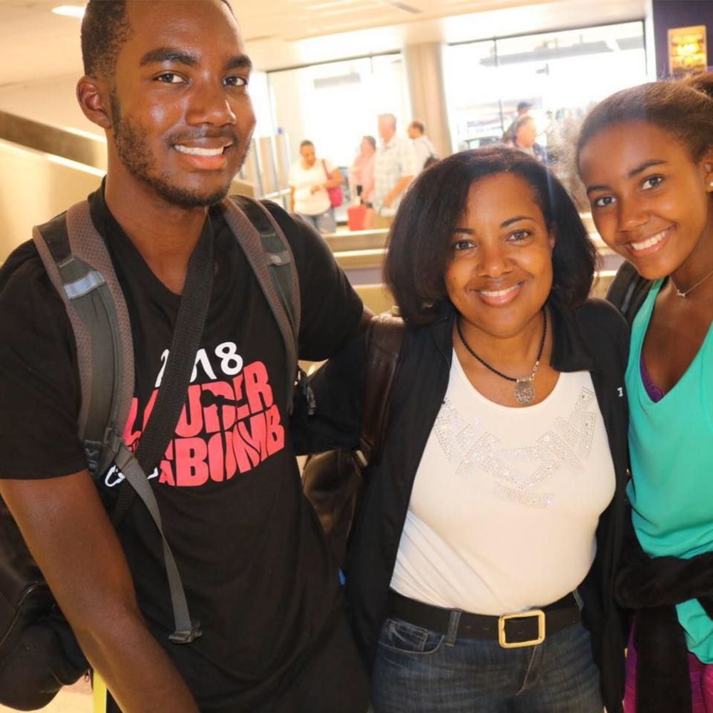 Meet your Posher, Monica